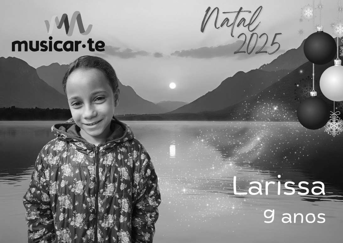 2 Larissa pb.jpg 2 Larissa pb.jpg